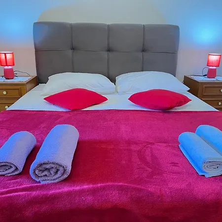 Panorama Summer Apartments منزل للإقامة *